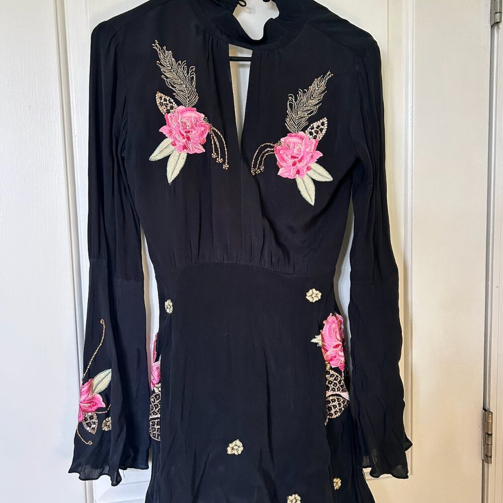 Embroidered black floral long sleeve mini dress (SIZE 8 FITS LIKE 4)